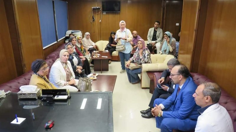 نائب وزير الصحة بمستشفى