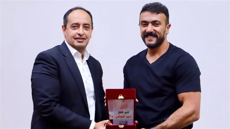 الفنان أحمد العوضي،