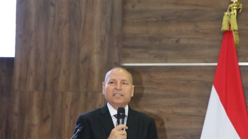 محافظ القاهرة،فيتو