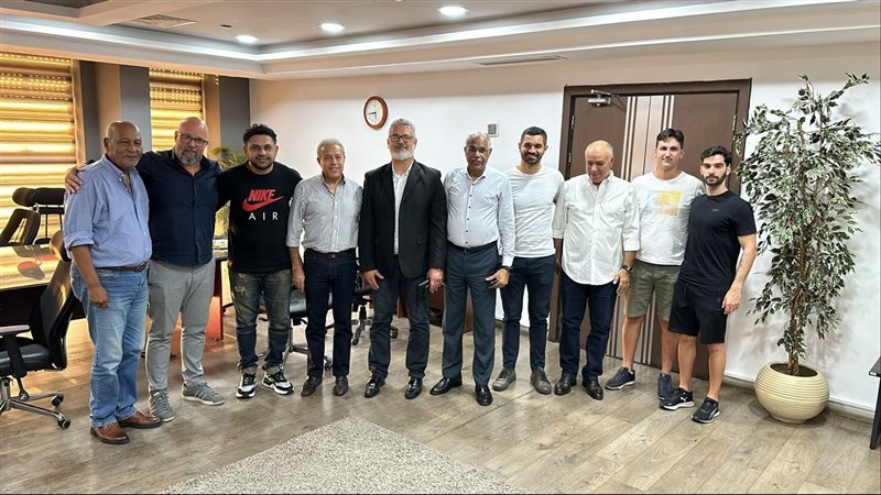 الجهاز الفني لمنتخب