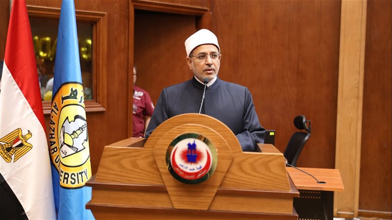 الدكتور سلامة داود