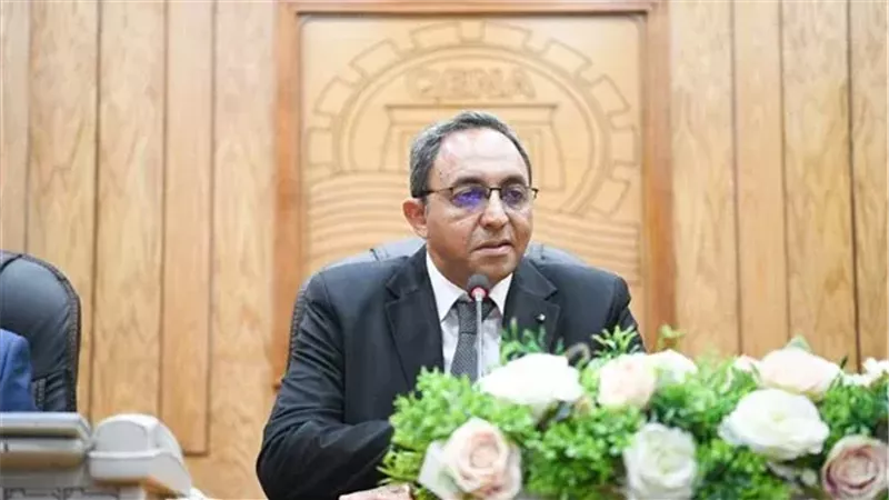 الدكتور خالد عبدالحليم،