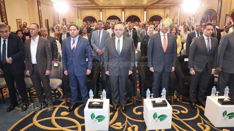 محافظ بني سويف بمهرجان