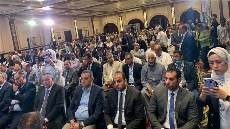 المحلية الافتتاحية