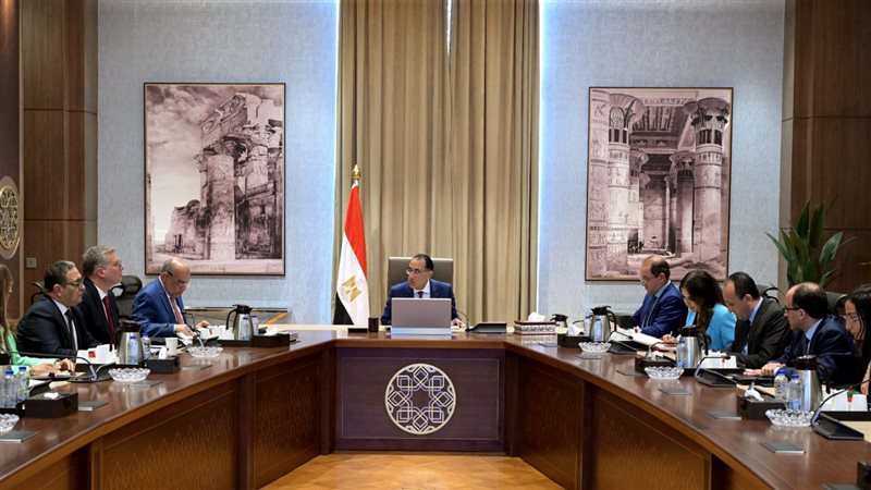 اجتماع برئاسة الدكتور