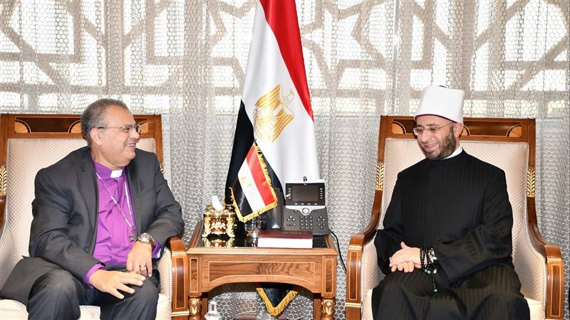 وزير الأوقاف يستقبل
