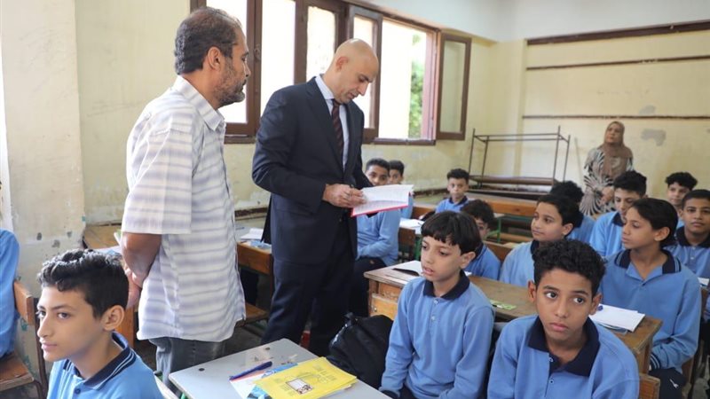 محمد عبد اللطيف وزير