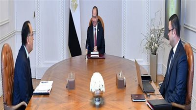  السيسي للحكومة: الاستمرار في تسريع وتيرة أعمال البناء بمبادرة سكن لكل المصريين.. توفير السكن الملائم لجميع المواطنين.. تعظيم الاستفادة من البنية التحتية المتطورة.. توسيع جهود المشاركة مع القطاع الخاص