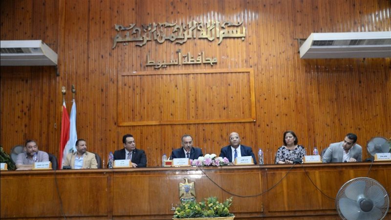 بدء البرامج التدريبية