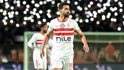 هتاف خاص من جماهير الزمالك لـ عبدالله السعيد بعد استبداله أمام بلاك بولز (فيديو)