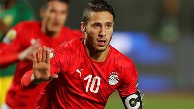 بيراميدز أم رغبة اللاعب، سر تعثر صفقة انضمام رمضان صبحي إلى الزمالك 