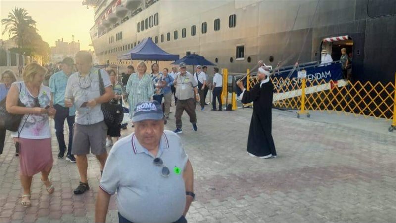 جولة بالمزارات السياحية