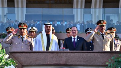 تفاصيل حفل تخريج دفعة جديدة من الأكاديمية العسكرية بحضور السيسي وبن زايد (صور) 