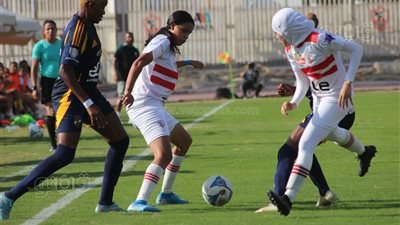 دوري الكرة النسائية، الأهلي يتقدم على الزمالك 1-0 في الشوط الأول (صور)