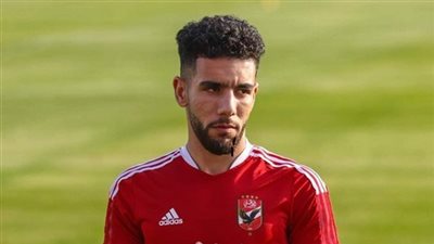 بالأدلة، وكيل قندوسي يدافع عن تصريحات اللاعب ضد الأهلي
