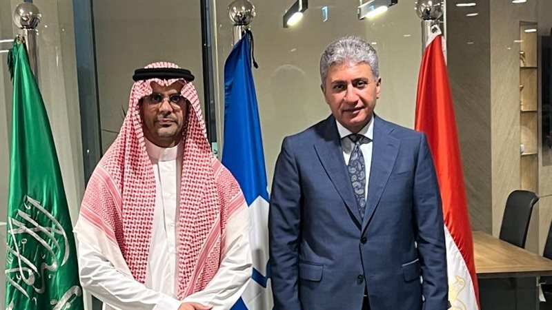 زيارة وزير السياحة