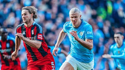 الدوري الإنجليزي، مانشستر سيتي يتأخر أمام بورنموث 0/1 في الشوط الأول 