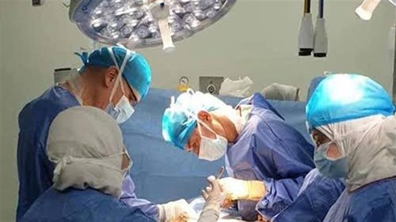 فريق أطباء جامعة
