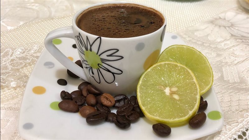 القهوة بالليمون 