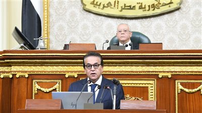 النواب يستمع لرؤية وزير الصحة وإنجازات الفترة الماضية.. إحالة البيان للجنة المختصة لدراسته.. خالد عبد الغفار يكشف موعد تعميم مشروع التأمين الصحي الشامل.. وهذه أبرز جهود دعم الفلسطينيين