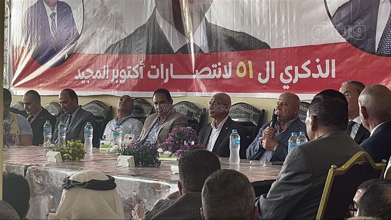 وزير النقل مع مشايخ
