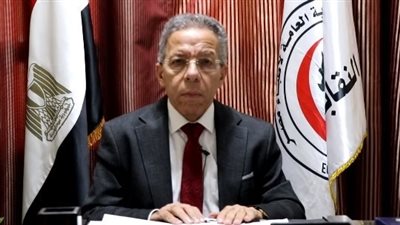 نقيب الأطباء يتضامن مع المحامين ويدعو البرلمان لإعادة النظر في الإجراءات الجنائية 