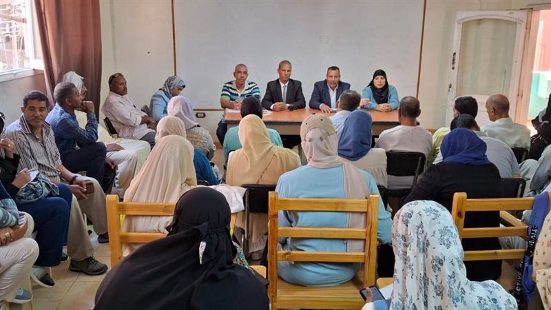 أثناء اللقاء 