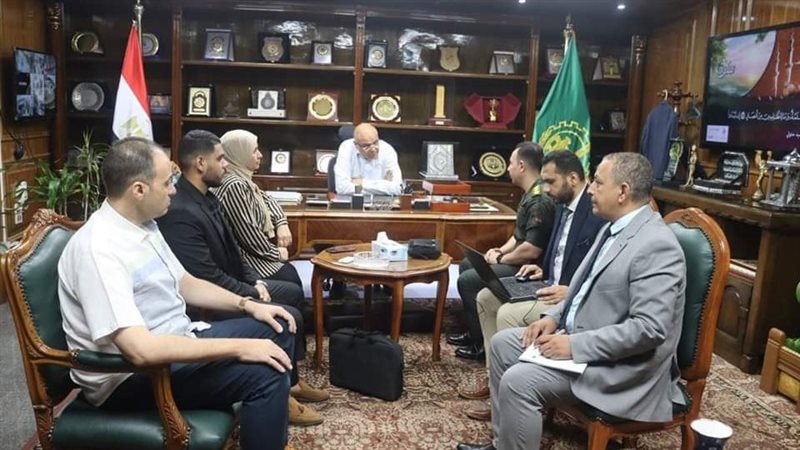 محافظ القليوبية خلال
