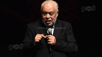 أشرف زكي: أحاول التواصل مع أسرة نبيل الحلفاوي للاطمئنان على حالته الصحية
