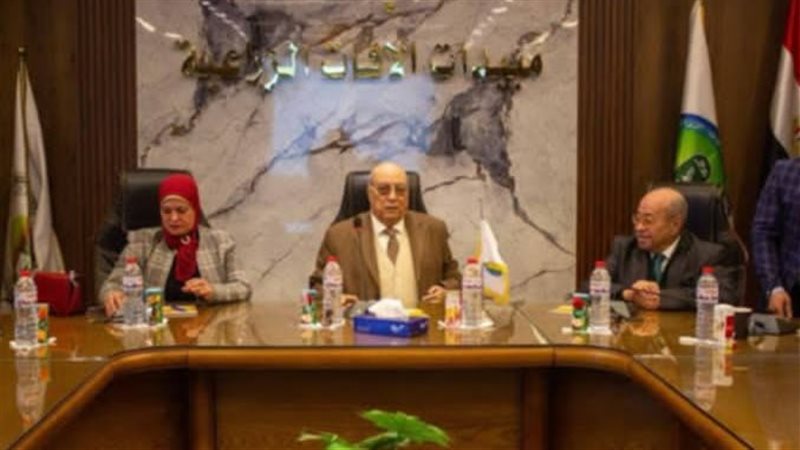 لجنة المبيدات والآفات