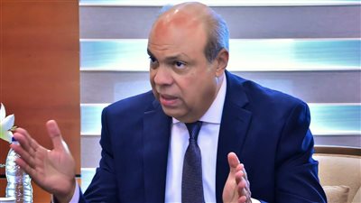  وزير الطيران: نتعاون مع القطاع الخاص لتحقيق عائد اقتصادى أسوة بالمطارات العالمية
