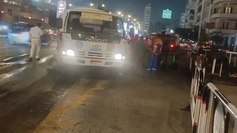 تصادم أتوبيس برصيف