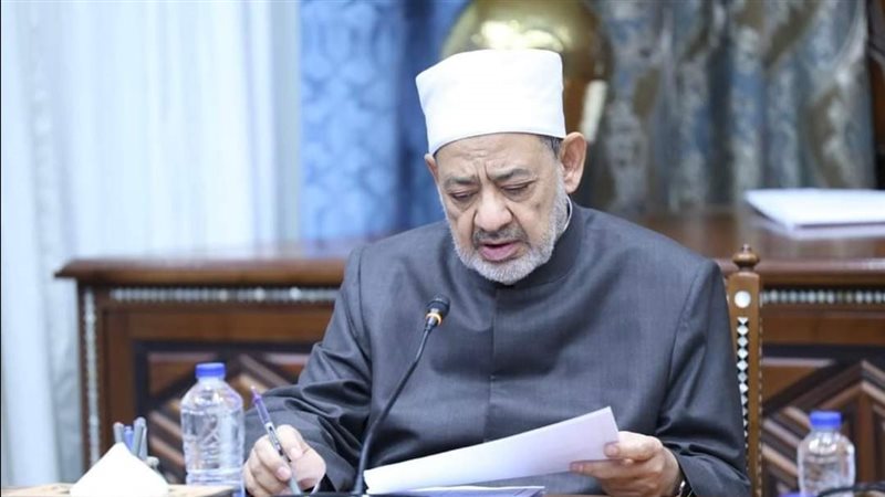 الدكتور أحمد الطيب،