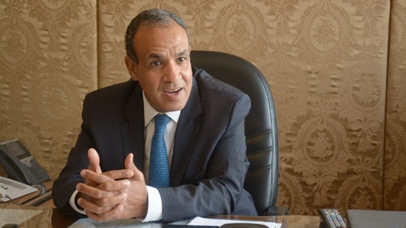 الدكتور بدر عبد العاطي،