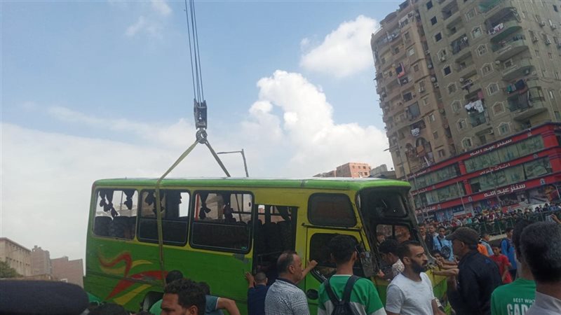 سفوط اتوبيس بشبرا