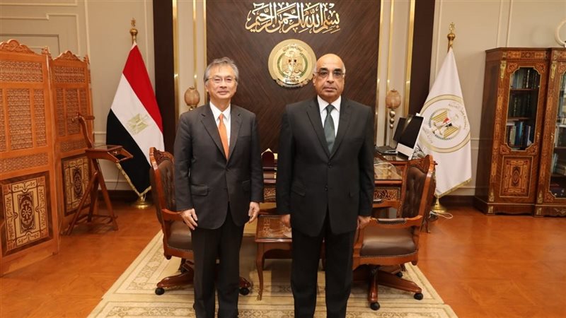 وزير العدل والسفير