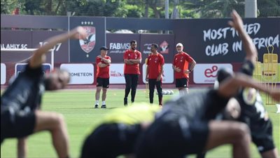 موعد ومكان مران الأهلي الأول في الإمارات