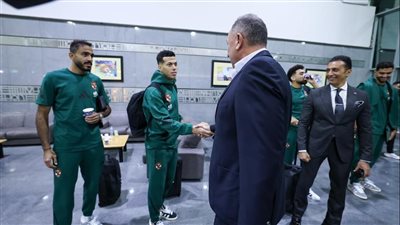 محمد رمضان يطمئن على ترتيبات رحلة الأهلي إلى جنوب أفريقيا 