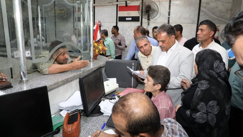 محافظ الشرقية يتابع