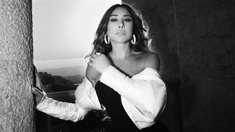 الفنانة نجوى كرم،