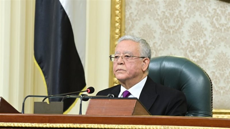 رئيس النواب يرفع