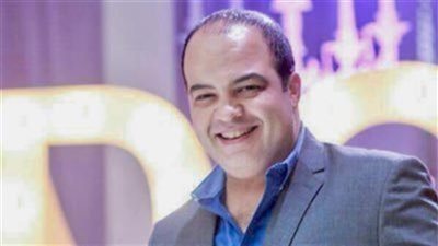 دخول والدة الفنان شريف باهر العناية المركزة 