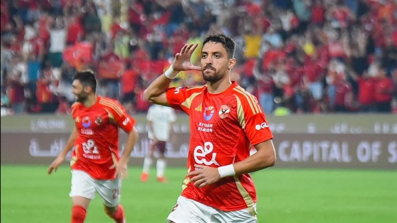 طاهر محمد طاهر لاعب