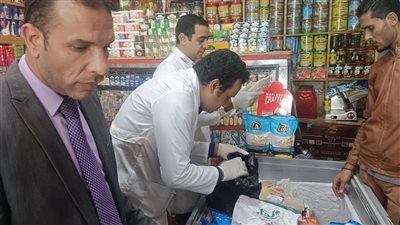 ضبط 200 كيلو لحوم ومجمدات غير صالحة للاستخدام الآدمي في حملة بسوهاج (صور)