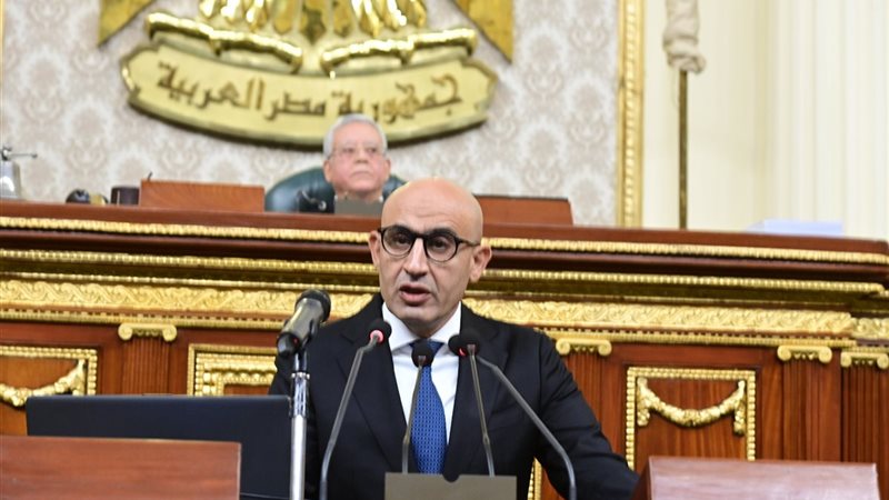 محمد عبد اللطيف وزير