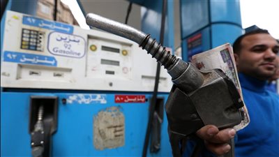 بعد توصيته برفع الدعم وزيادة أسعار الطاقة في مصر، خبير اقتصادي يهاجم صندوق النقد