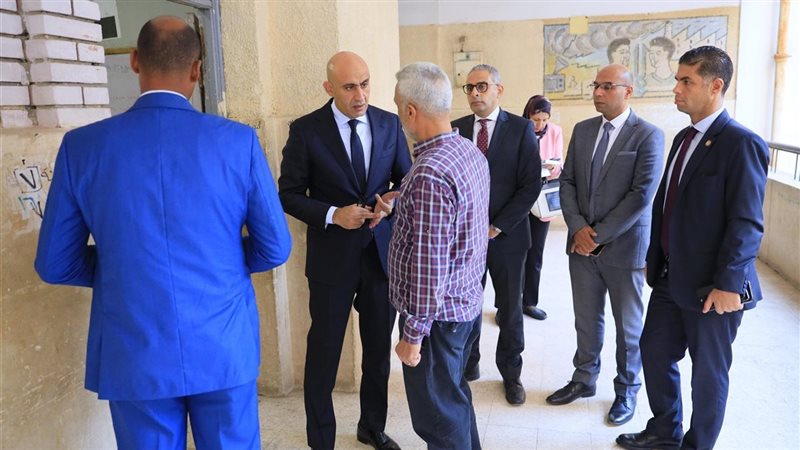 محمد عبد اللطيف وزير
