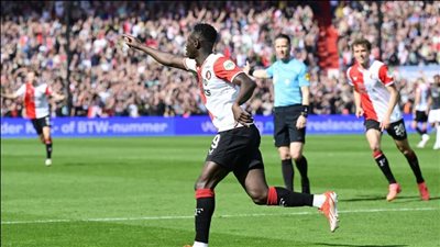 دوري أبطال أوروبا، بنفيكا يخسر أمام فينورد في الجولة الثالثة