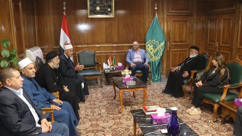 محافظ القليوبية خلال