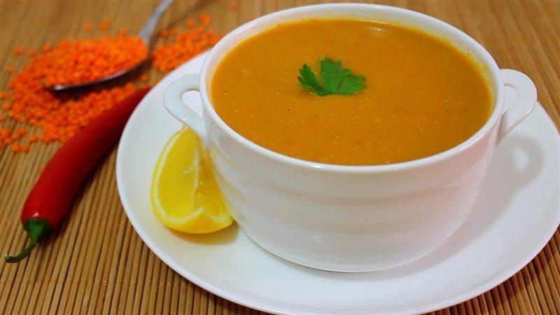 شوربة العدس 